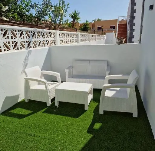 Willa Nora Retreat *