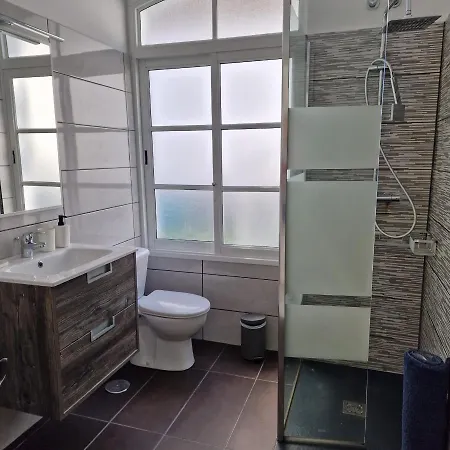 Nora Retreat * Corralejo