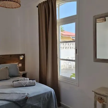 Nora Retreat * Corralejo